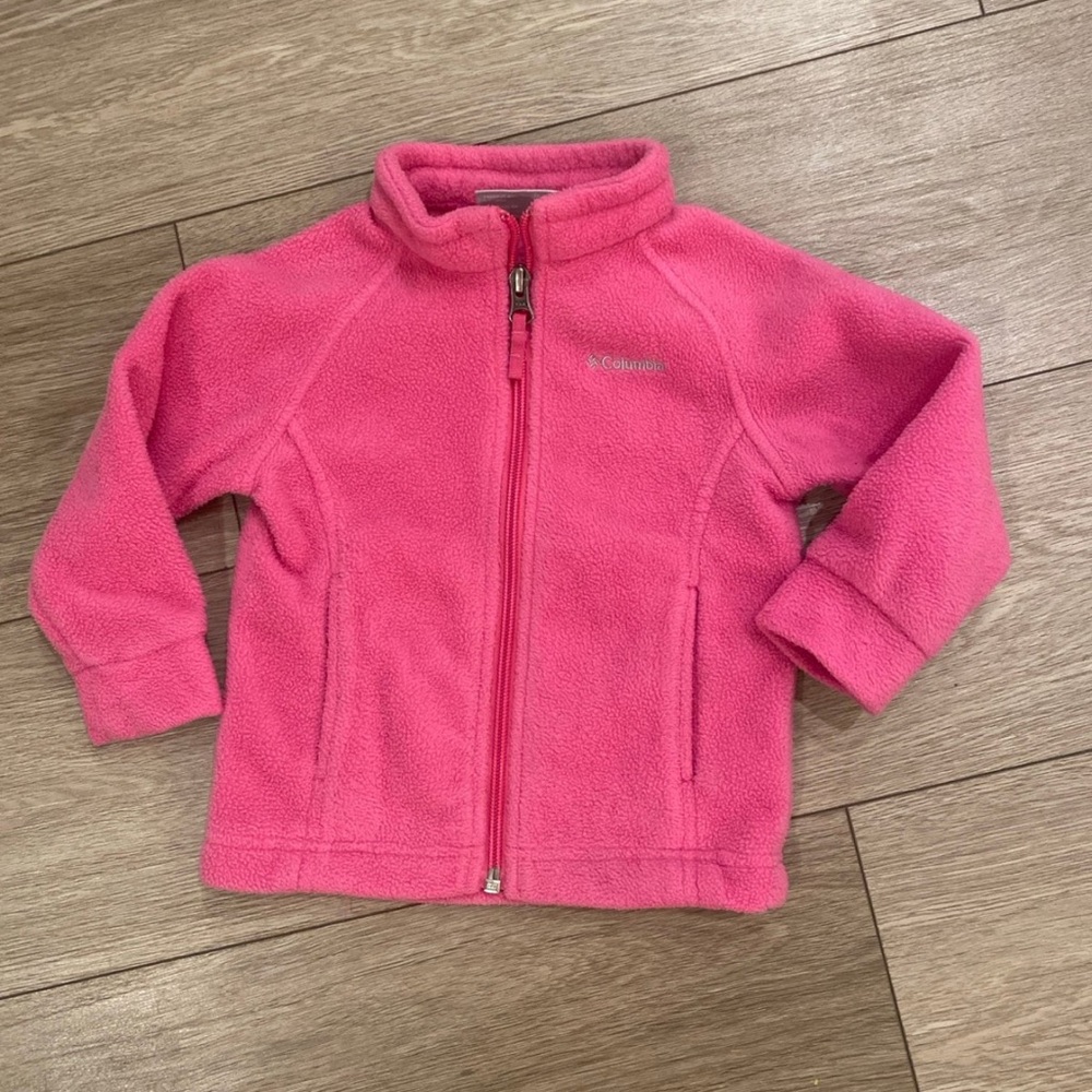 Columbia girls fleece zip jacket pink
size 12-18 months